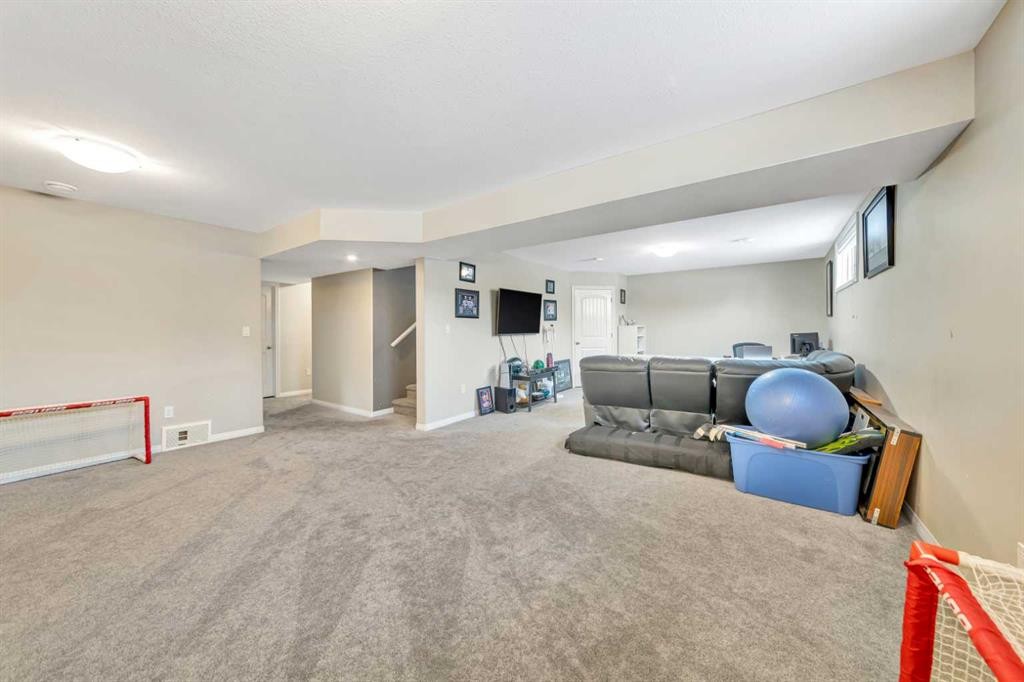 7312 35 Street, Lloydminster, AB - Indoor