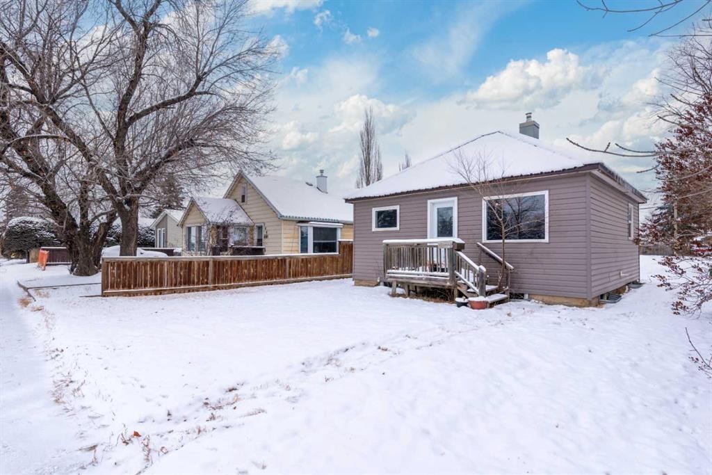 5603 50 Avenue, Lloydminster, SK - Outdoor