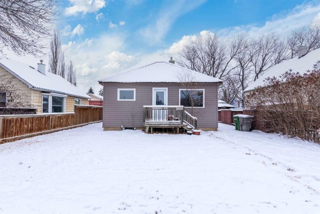 5603 50 Avenue, Lloydminster, SK - Outdoor