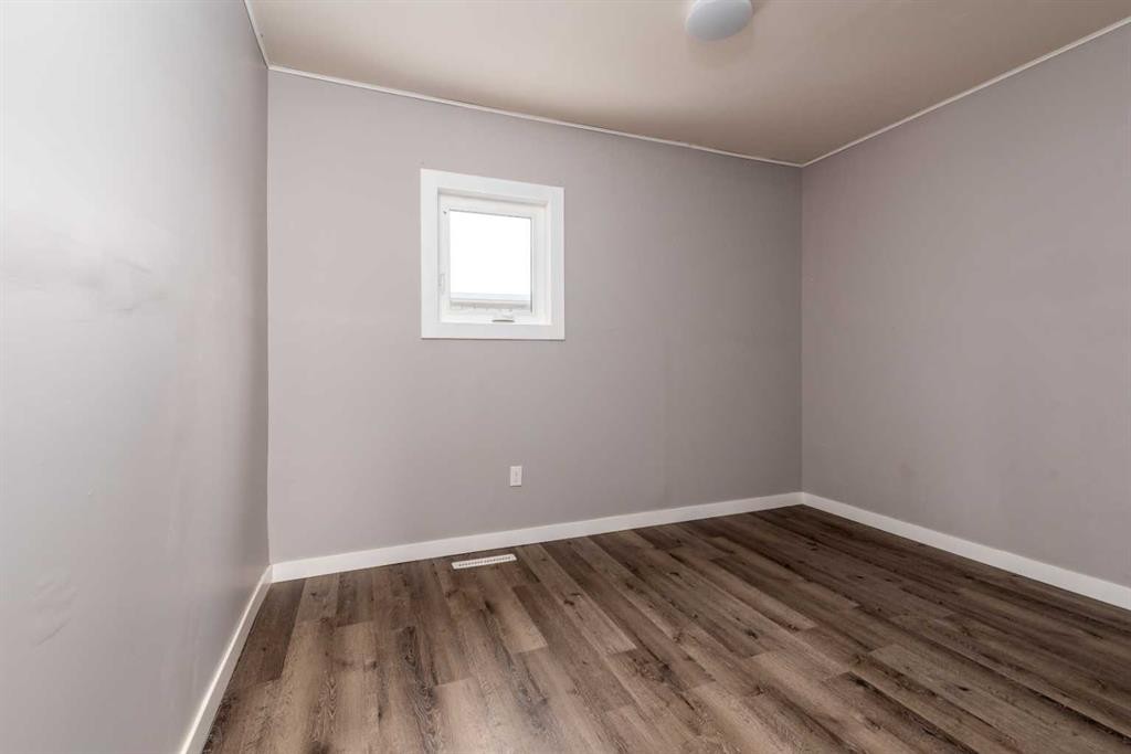 5603 50 Avenue, Lloydminster, SK - Indoor Photo Showing Other Room