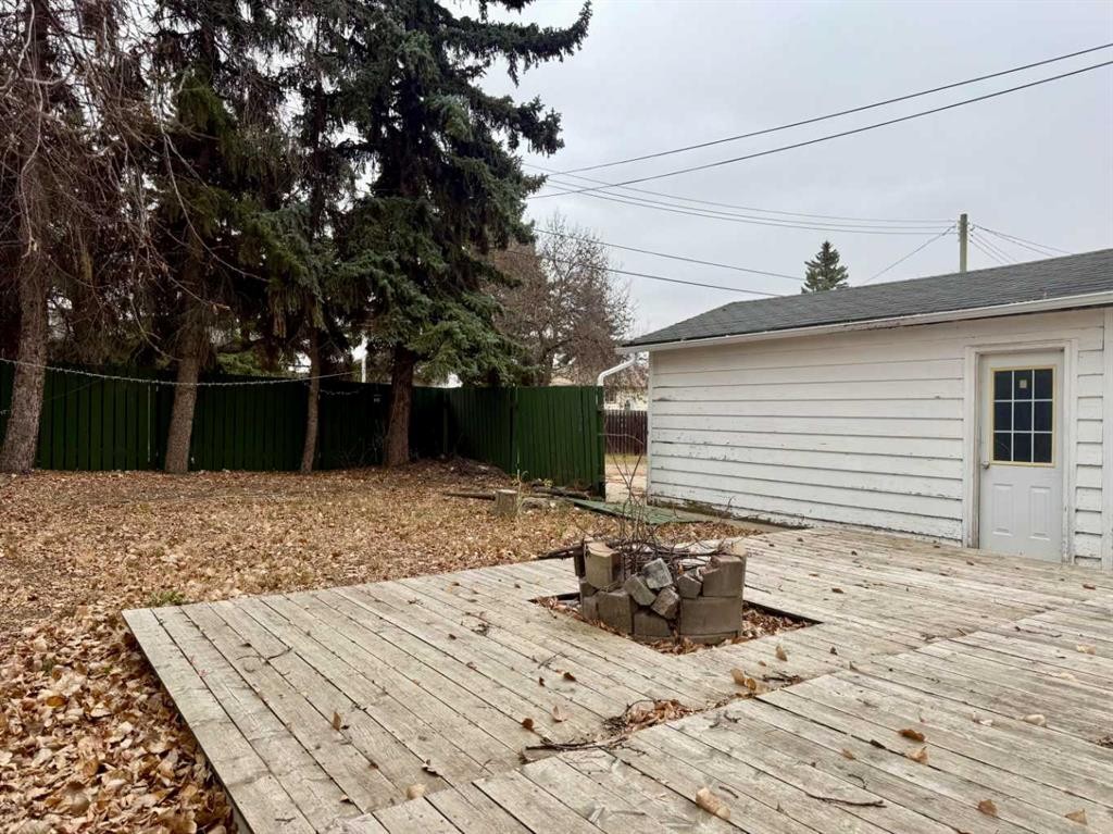 5115 46 Street, Provost, AB - Outdoor With Deck Patio Veranda