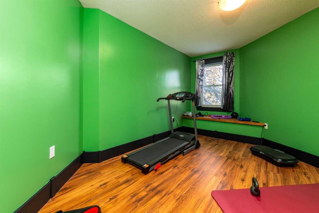 5317 49 Street, Lloydminster, AB - Indoor Photo Showing Gym Room