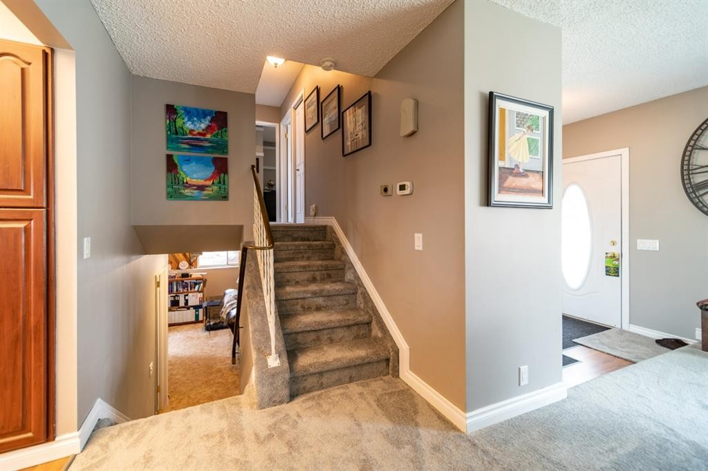 517 2 Street Crescent, Wainwright, AB - Indoor Photo Showing Other Room