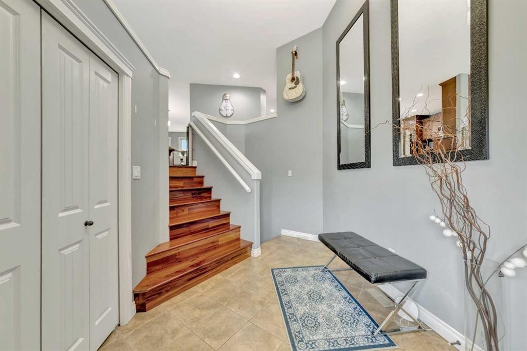 1607 54 Avenue Close, Lloydminster, AB - Indoor Photo Showing Other Room