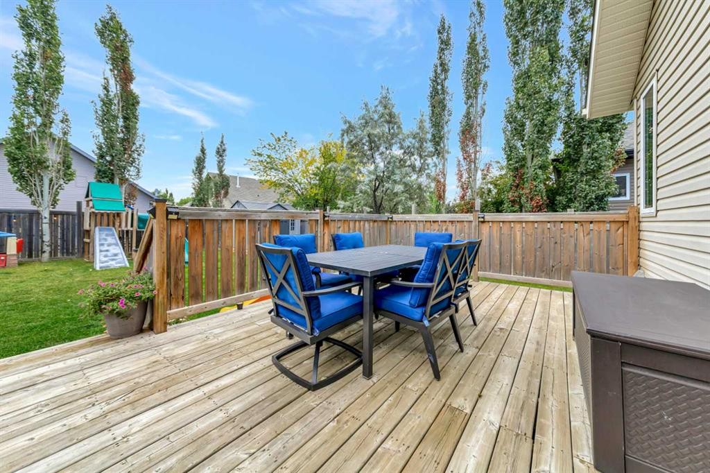 1607 54 Avenue Close, Lloydminster, AB - Outdoor With Deck Patio Veranda With Exterior