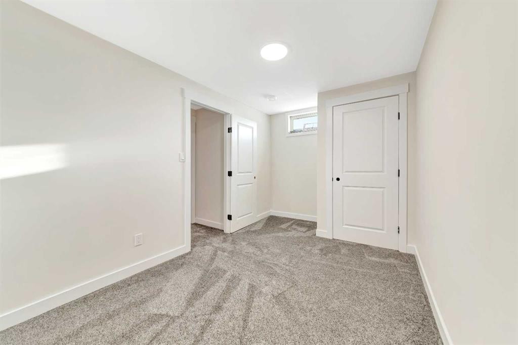 4703 37 Street, Lloydminster, SK - Indoor Photo Showing Other Room