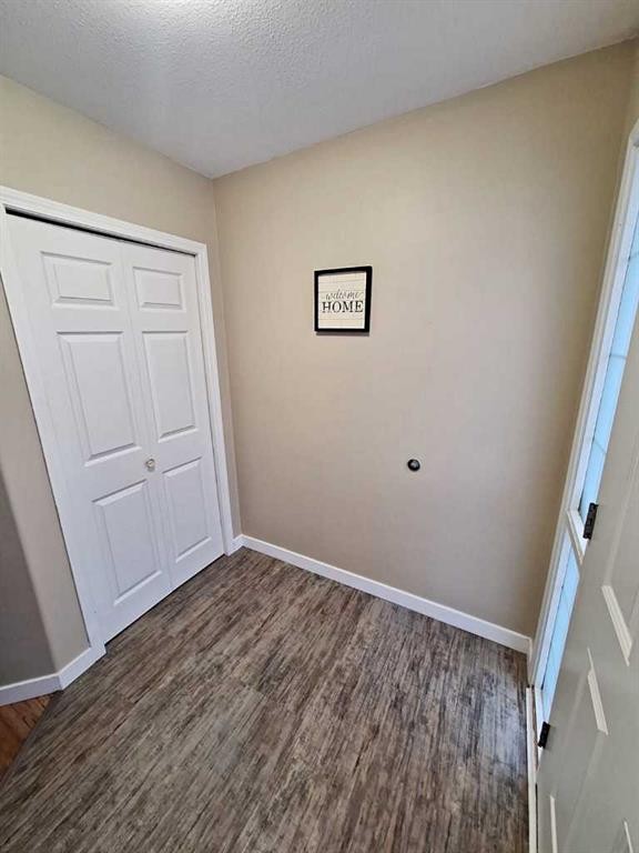 102-4520 51 Street, Vermilion, AB - Indoor Photo Showing Other Room