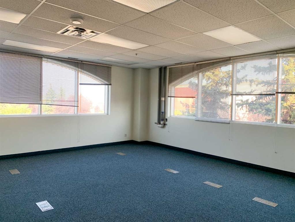 3000 15 Street Ne, Calgary, AB