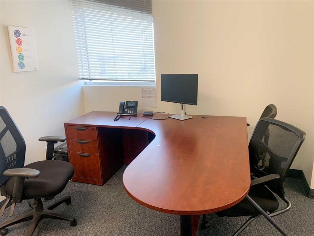 3000 15 Street Ne, Calgary, AB