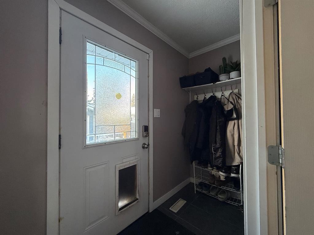 3304 54 Avenue, Lloydminster, AB - Indoor Photo Showing Other Room
