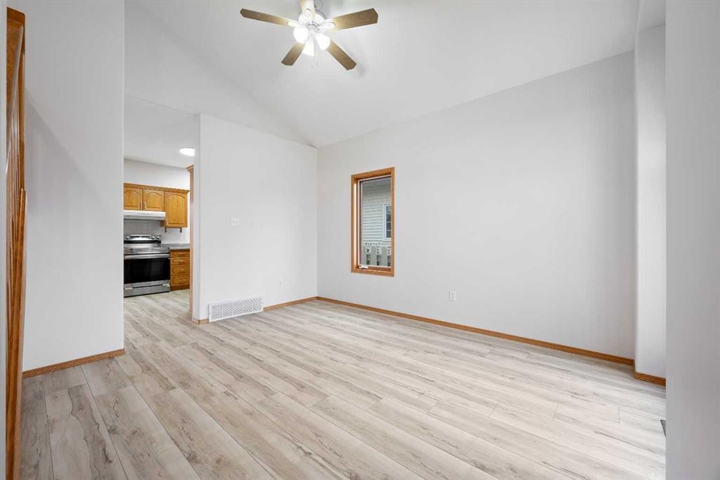 4006 59 Avenue Close, Lloydminster, AB - Indoor Photo Showing Other Room