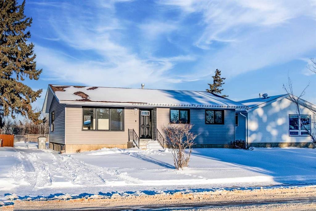 226 5 Avenue, Wainwright, AB - Outdoor