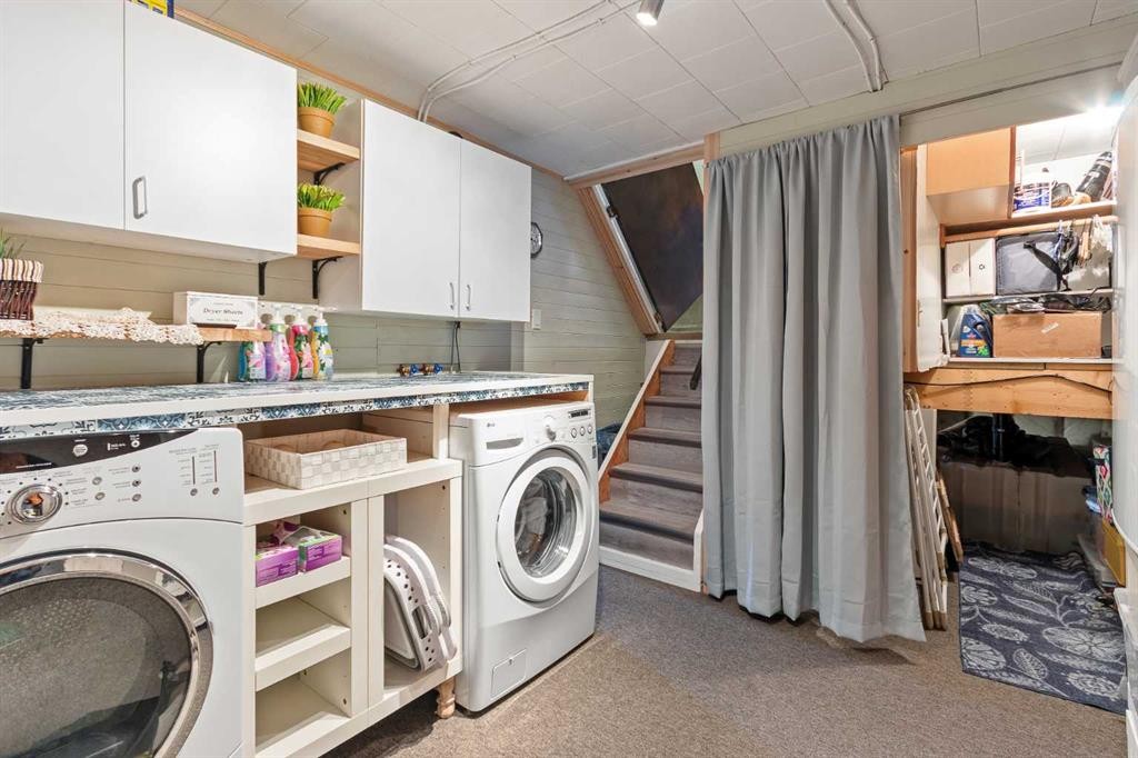 1013 Osprey Drive, Livelong, SK - Indoor Photo Showing Laundry Room