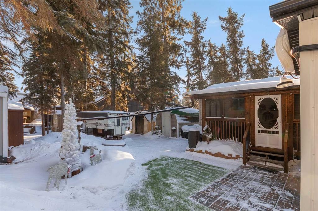 1013 Osprey Drive, Livelong, SK - Outdoor