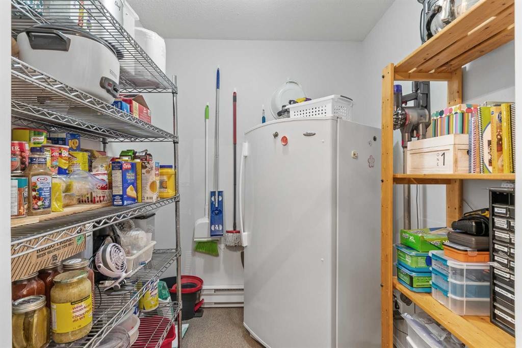 1013 Osprey Drive, Livelong, SK - Indoor