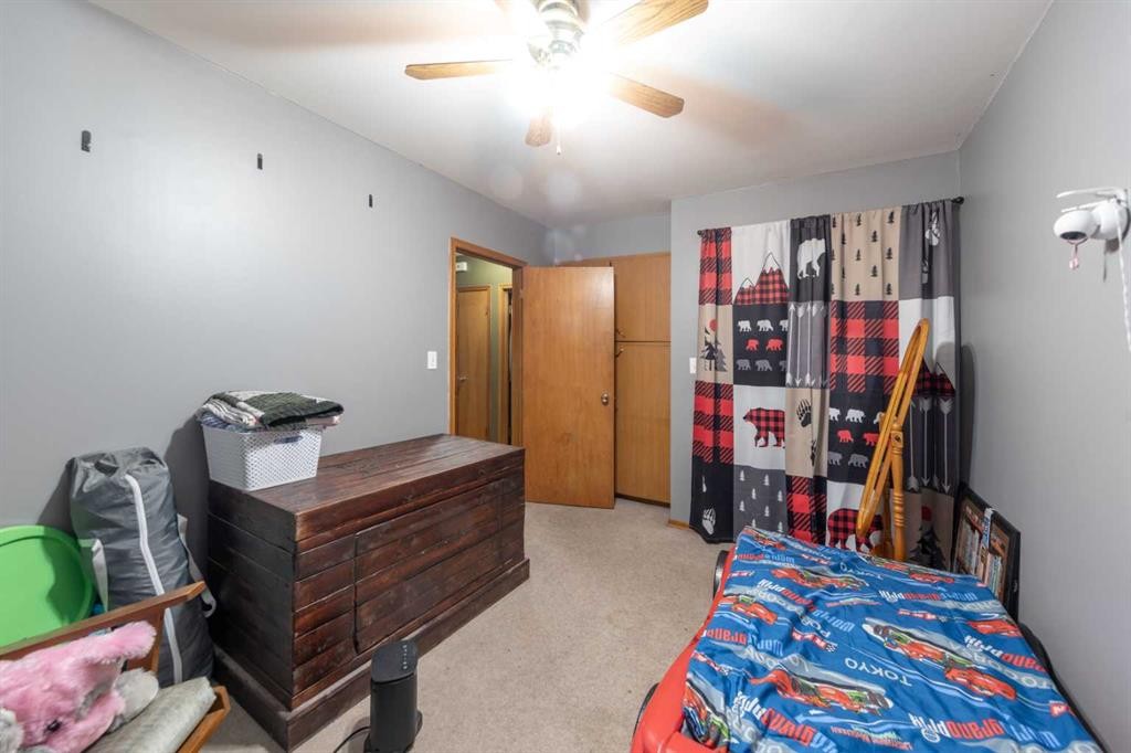 111 4 Avenue West, Maidstone, SK - Indoor