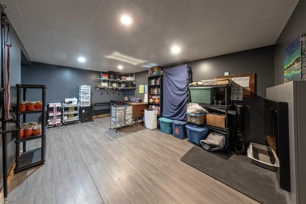 111 4 Avenue West, Maidstone, SK - Indoor