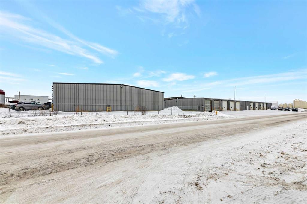 5202 65 Street, Lloydminster, AB