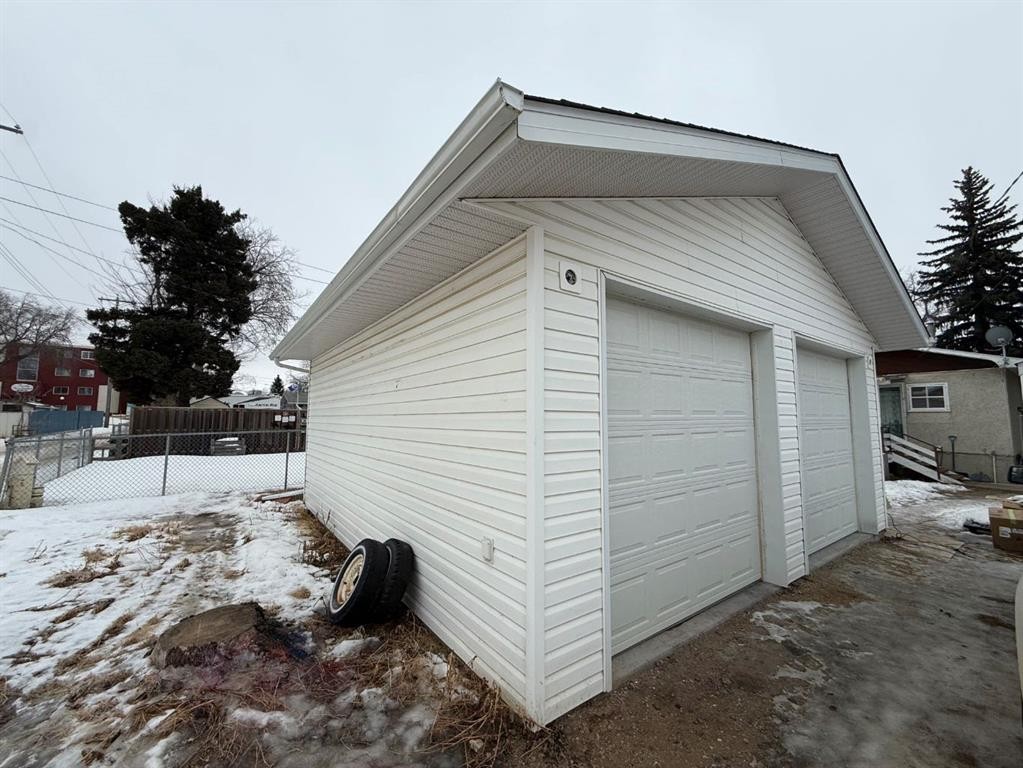 1026 11 Avenue, Wainwright, AB - Outdoor With Exterior