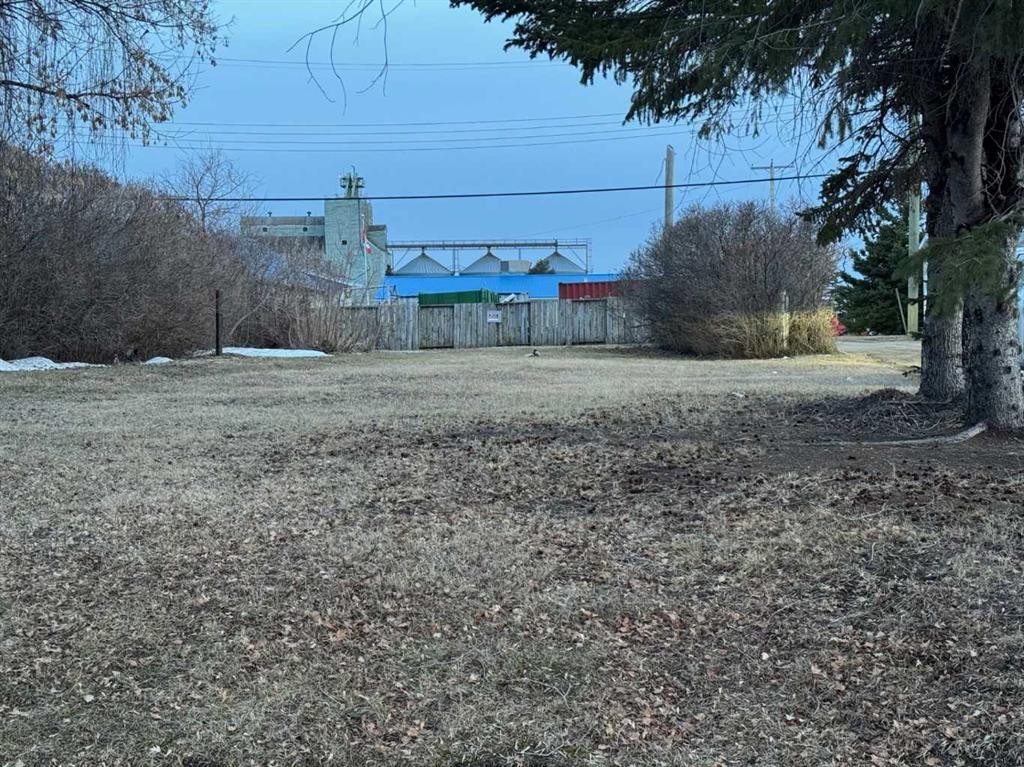 4925 51 Avenue, Kitscoty, AB