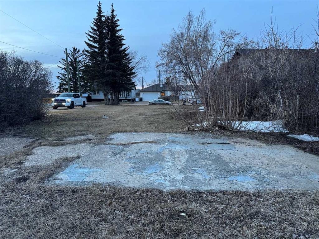 4925 51 Avenue, Kitscoty, AB