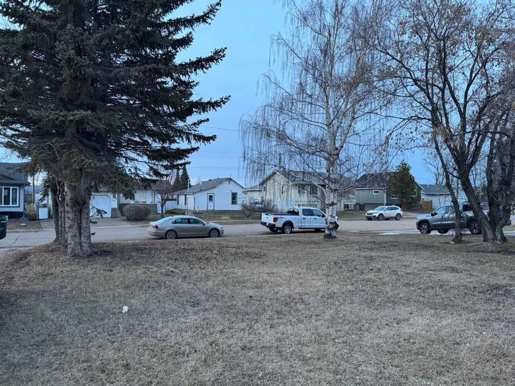 4925 51 Avenue, Kitscoty, AB