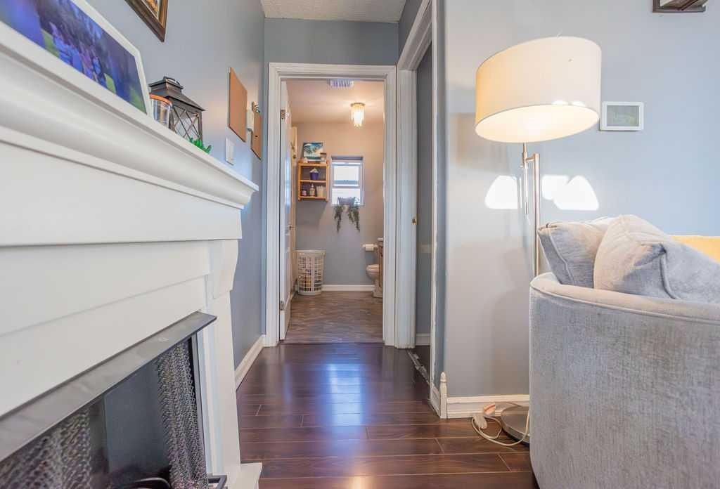 502 5 Avenue, Wainwright, AB - Indoor Photo Showing Other Room