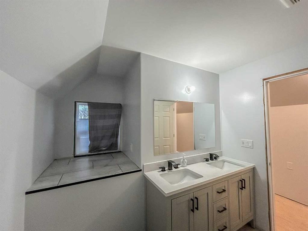 21 3 Avenue West, Marshall, SK - Indoor Photo Showing Other Room