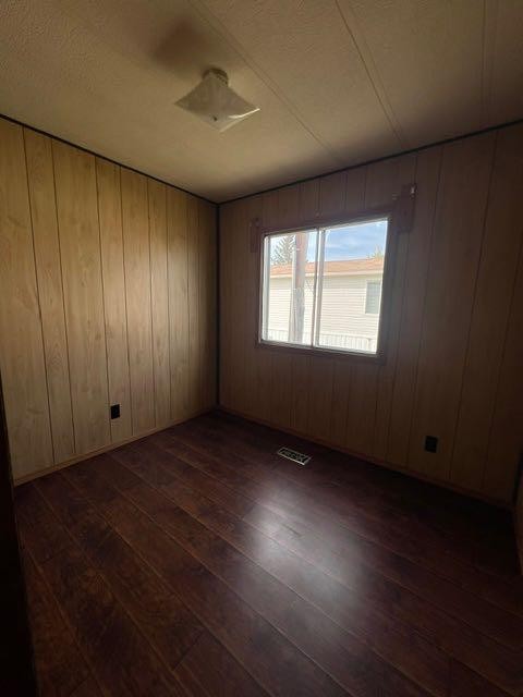 5503 51 Street, Edgerton, AB - Indoor Photo Showing Other Room