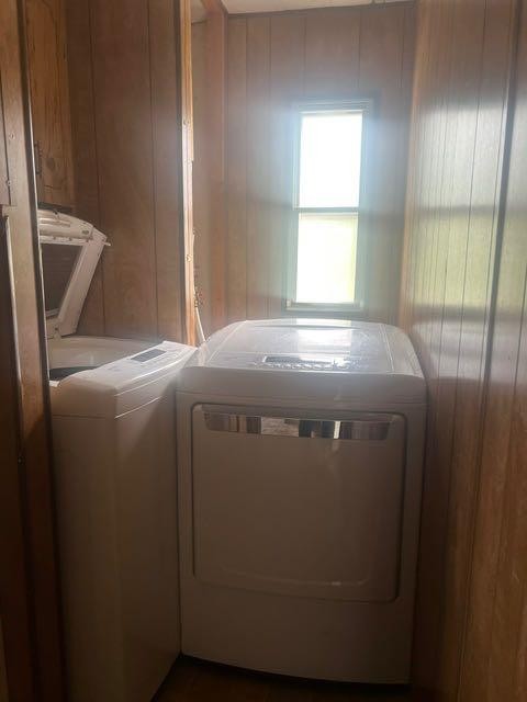 5503 51 Street, Edgerton, AB - Indoor Photo Showing Laundry Room
