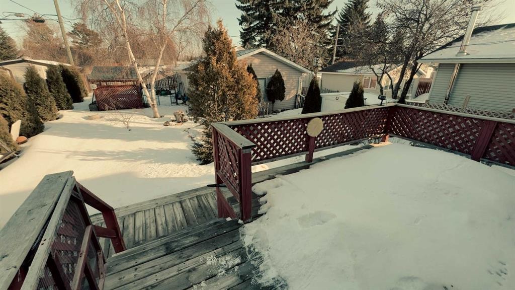 1509 10A Street, Wainwright, AB - Outdoor With Deck Patio Veranda