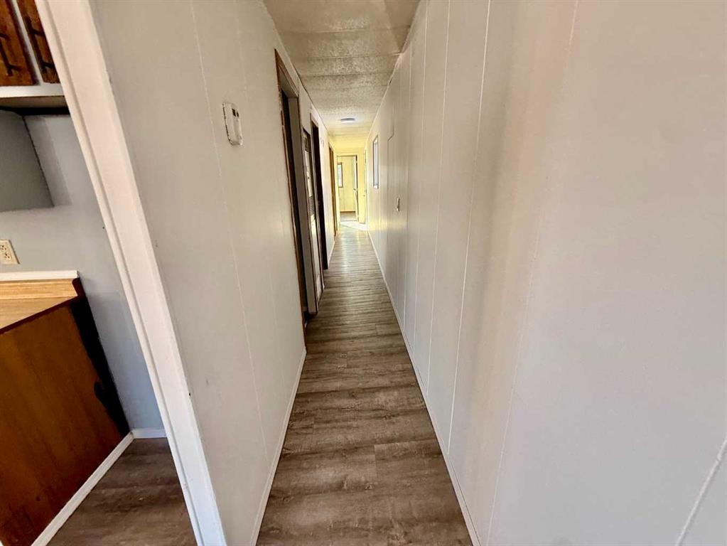 521 2 Avenue, Wainwright, AB