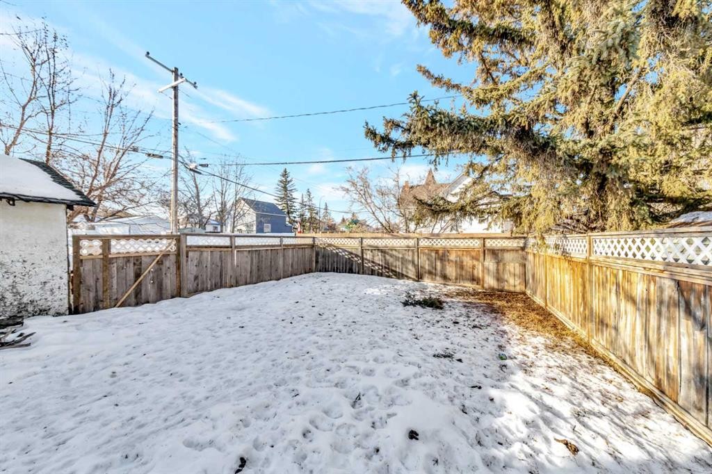 202 1 Street East, Lashburn, SK - Outdoor