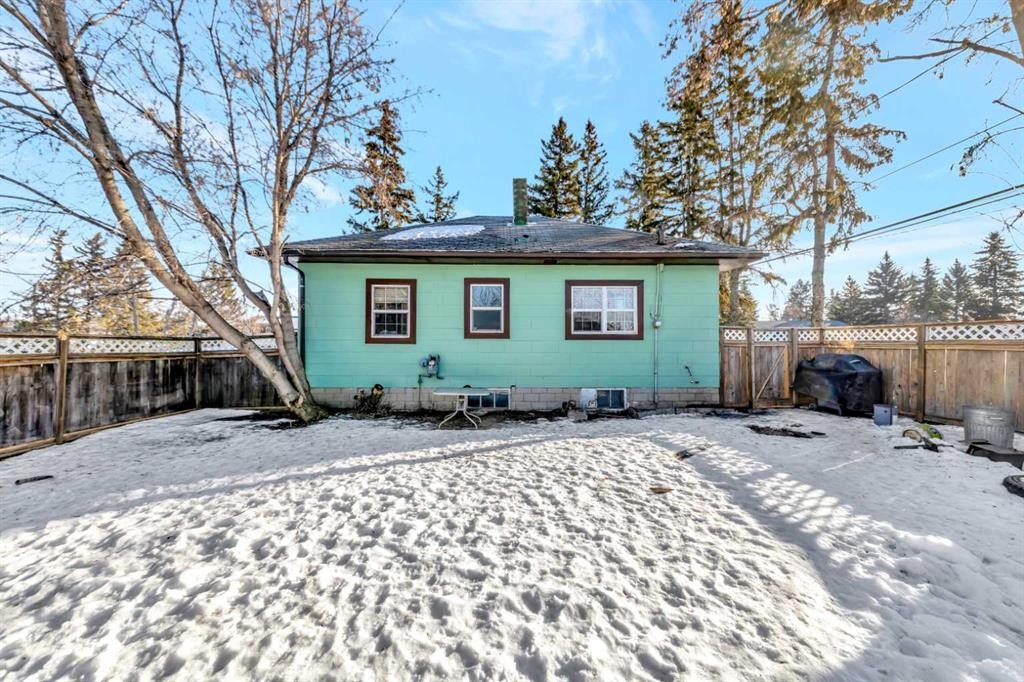 202 1 Street East, Lashburn, SK - Outdoor