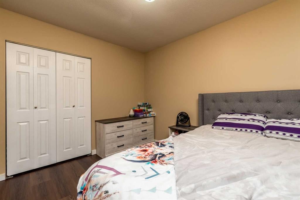 4821 47 Street, Lloydminster, SK - Indoor Photo Showing Bedroom