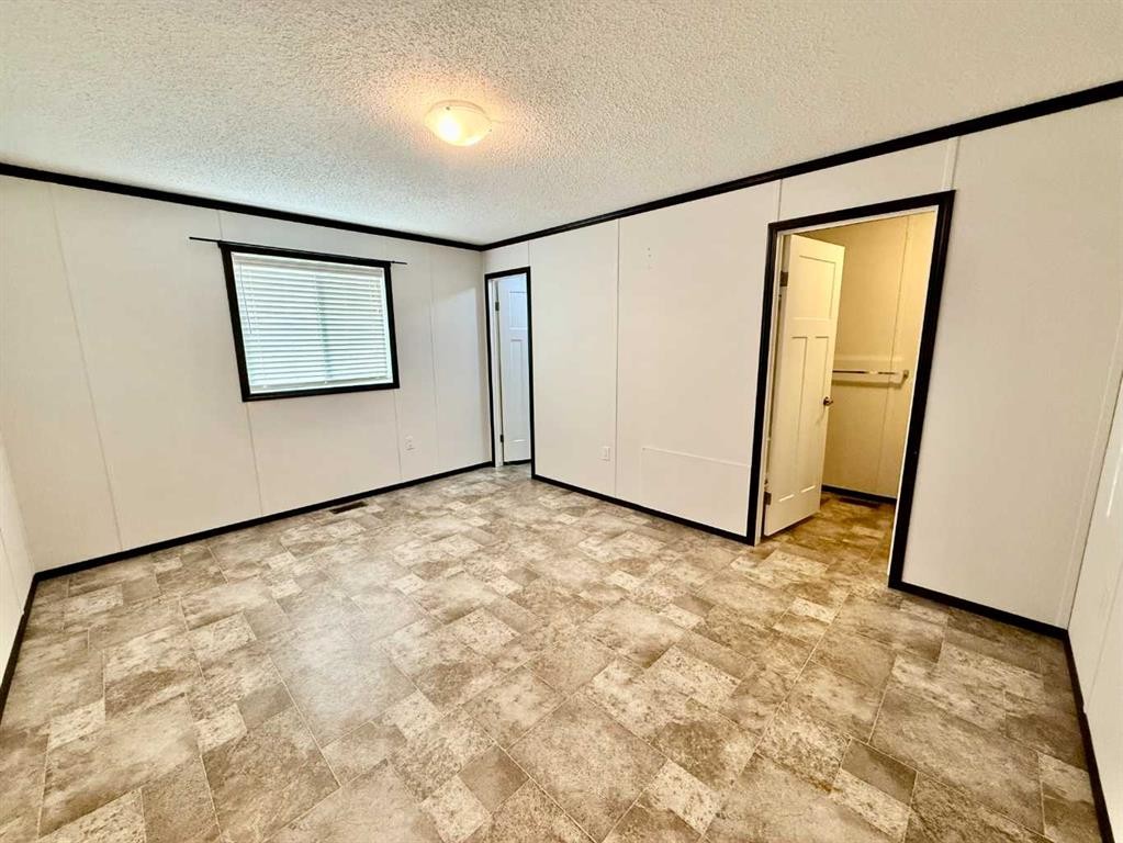 26-1609 14 Street, Wainwright, AB