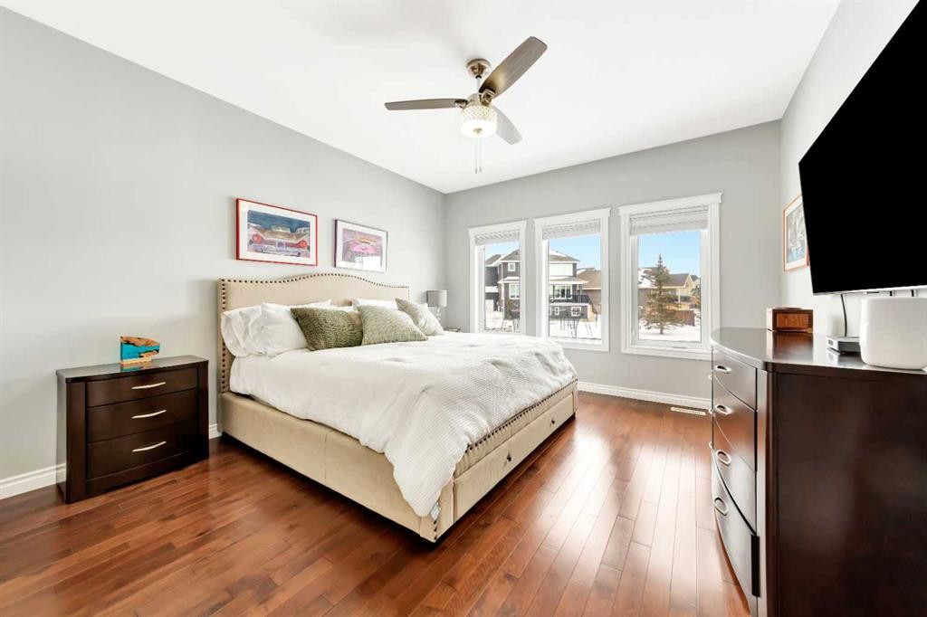 2008 61 Avenue, Lloydminster, AB - Indoor Photo Showing Bedroom
