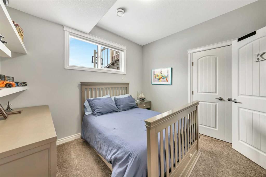 2008 61 Avenue, Lloydminster, AB - Indoor Photo Showing Bedroom