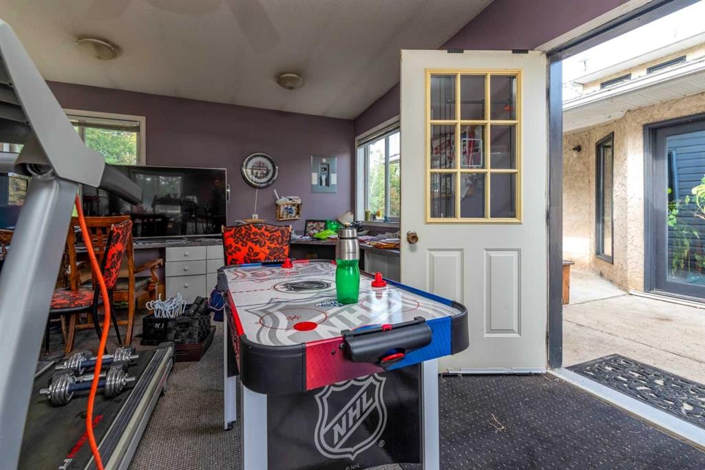 30230 Sk-303, Rural, SK - Indoor Photo Showing Other Room