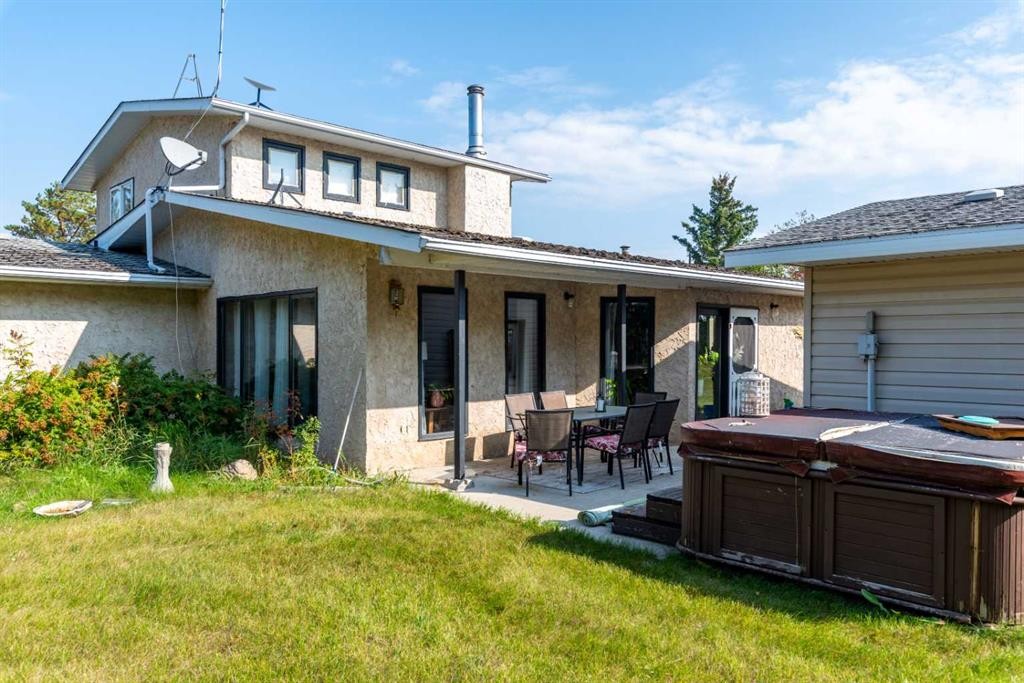 30230 Sk-303, Rural, SK - Outdoor With Deck Patio Veranda