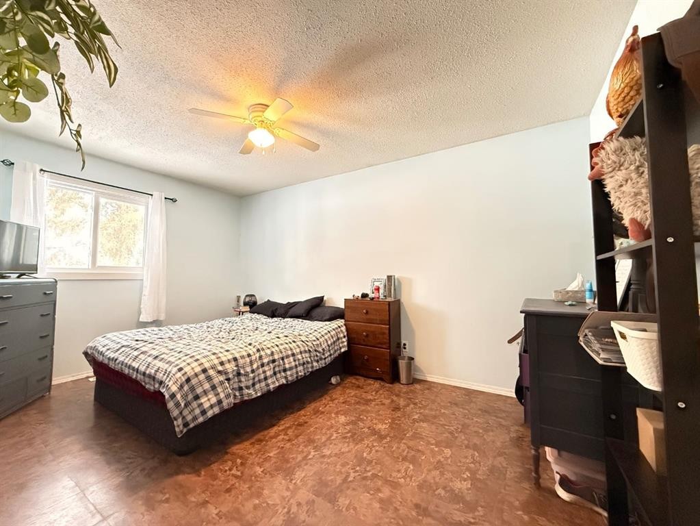 511 Main Street, Maidstone, SK - Indoor Photo Showing Bedroom