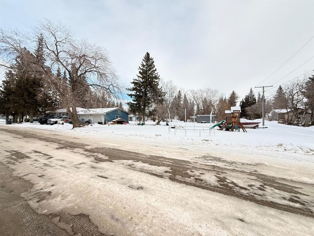 511 Main Street, Maidstone, SK - Outdoor