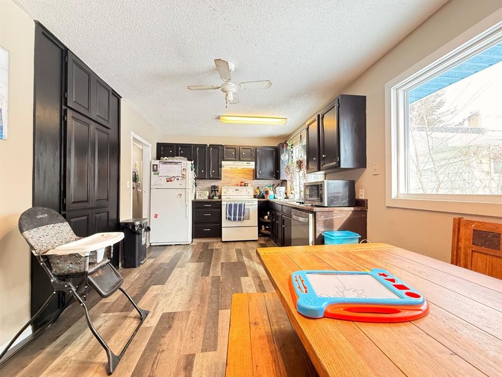 511 Main Street, Maidstone, SK - Indoor