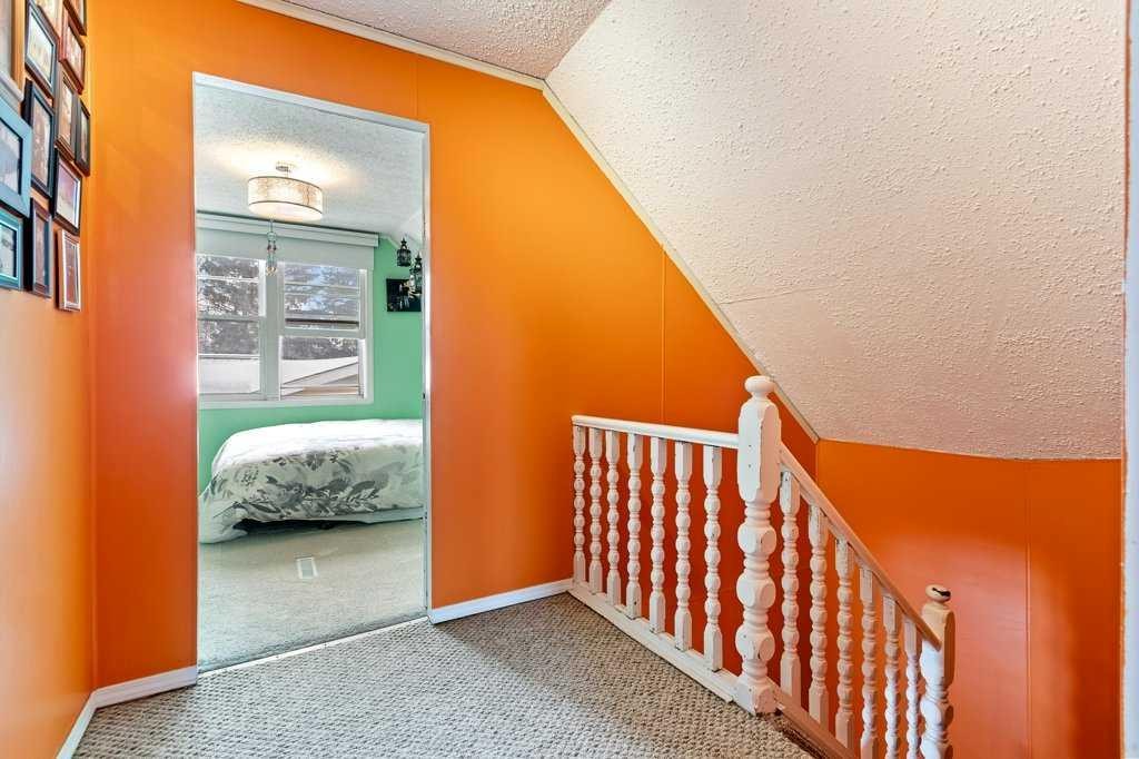 5412 50 Street West, Lloydminster, AB - Indoor