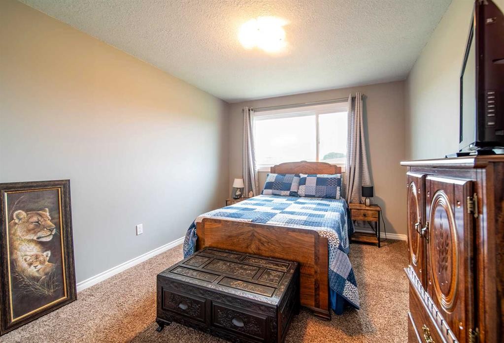 52005 Twp Rd 443, Rural Wainwright No. 61, M.D. Of, AB - Indoor Photo Showing Bedroom