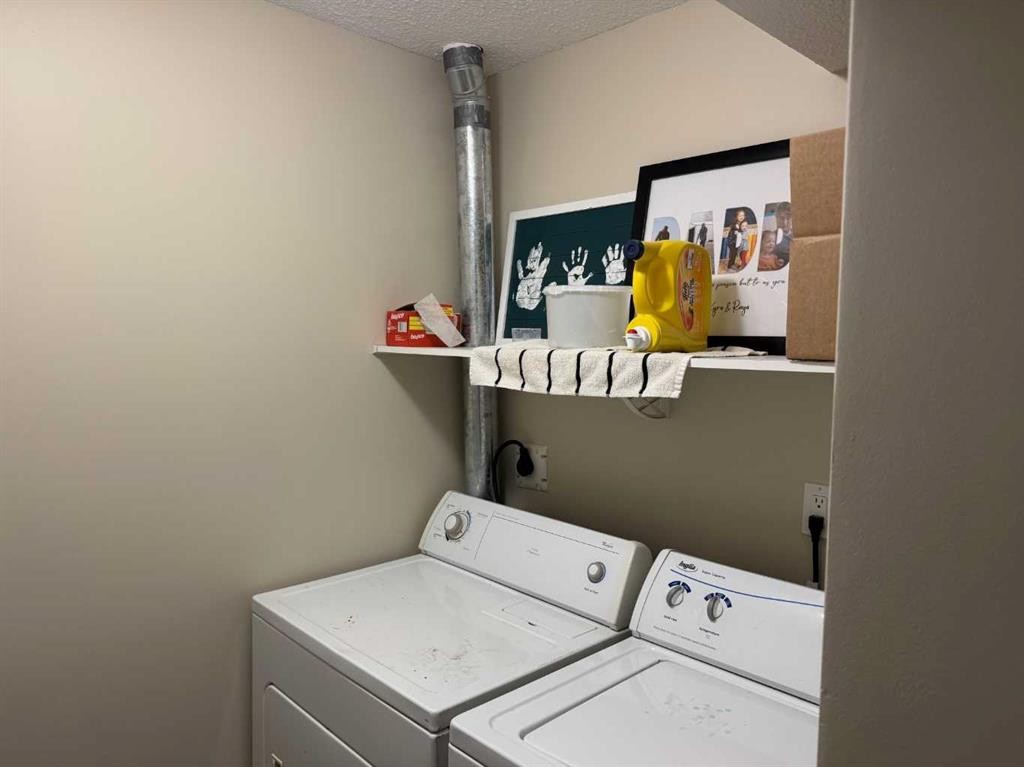 2608B 11 Avenue, Wainwright, AB - Indoor Photo Showing Laundry Room