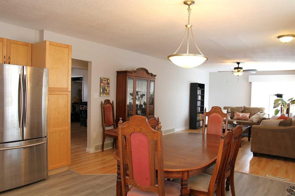 13 Railway Avenue, Marsden, SK - Indoor Photo Showing Dining Room