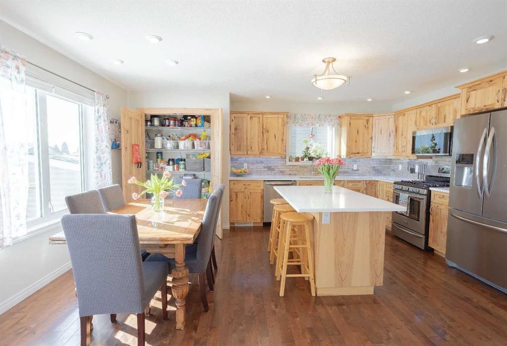 2413 7 Avenue, Wainwright, AB - Indoor