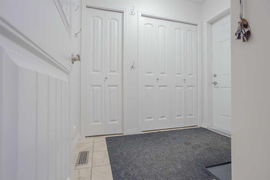 2413 7 Avenue, Wainwright, AB - Indoor