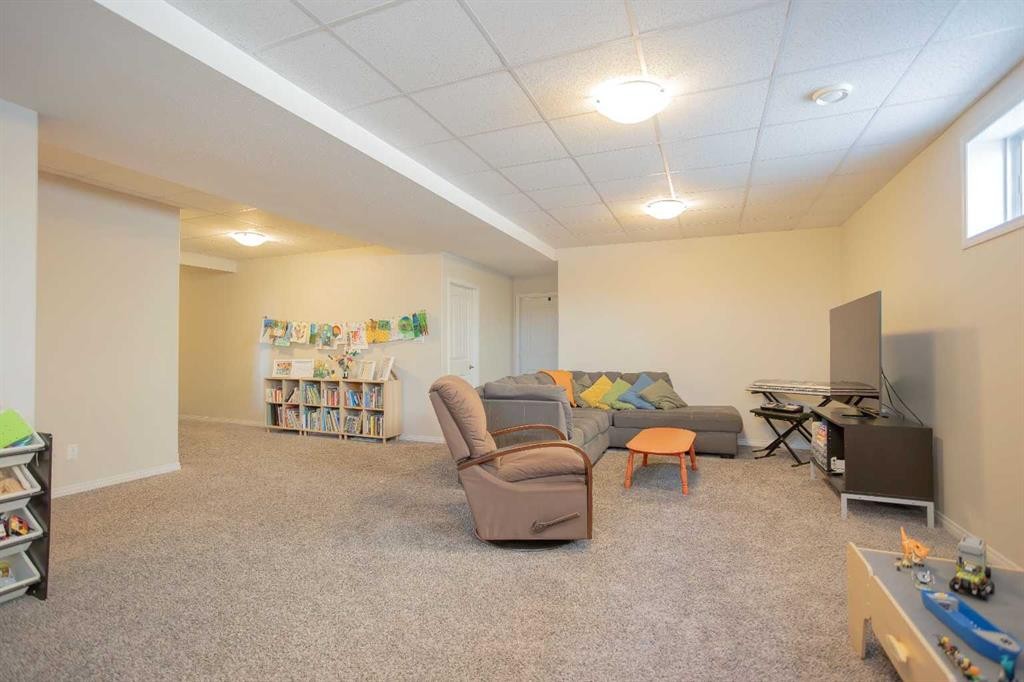 2413 7 Avenue, Wainwright, AB - Indoor